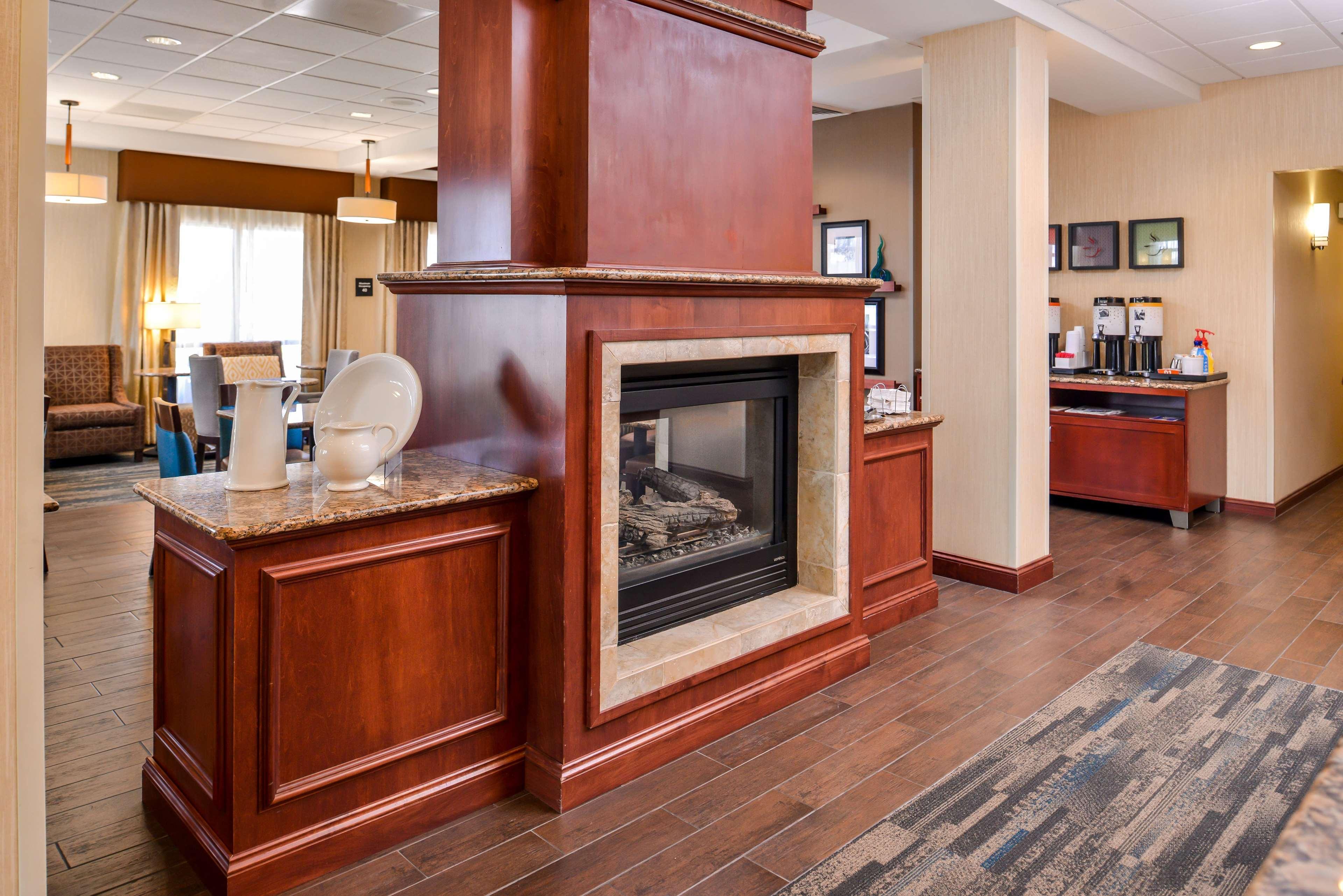 Hampton Inn York Extérieur photo