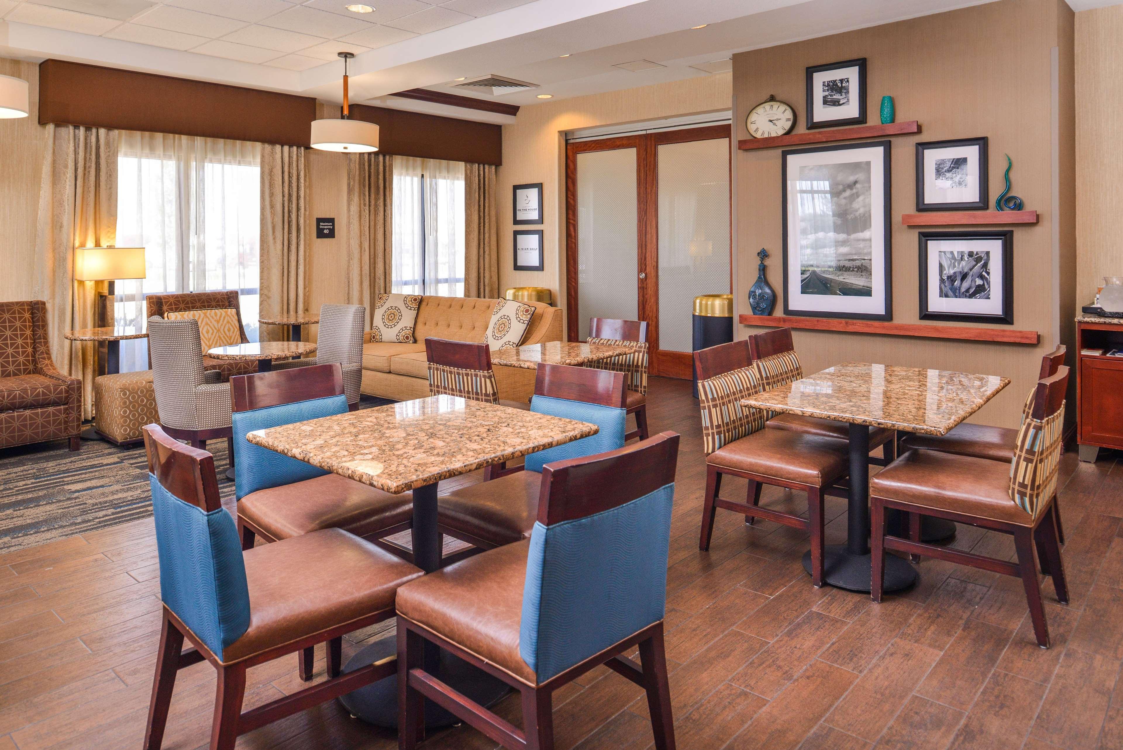 Hampton Inn York Extérieur photo